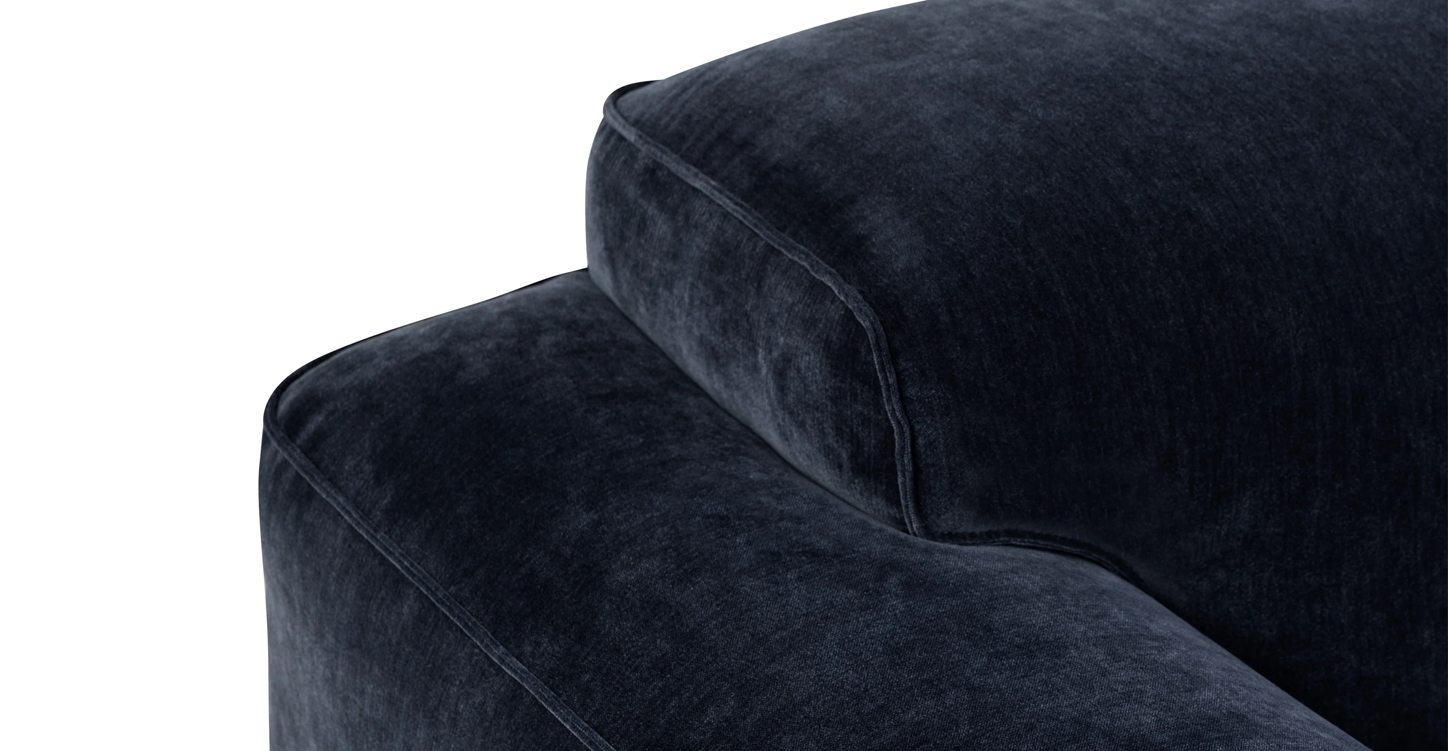 Nardo 107.5" Sofa - Image 42