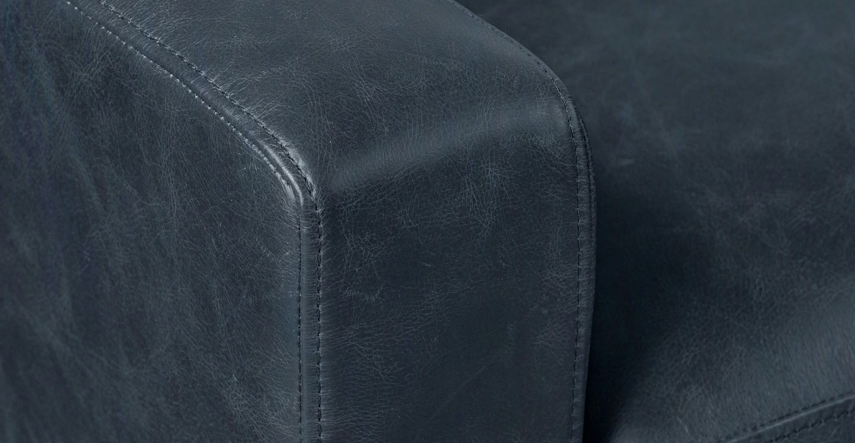 Sorrento Lounge Chair - Image 43